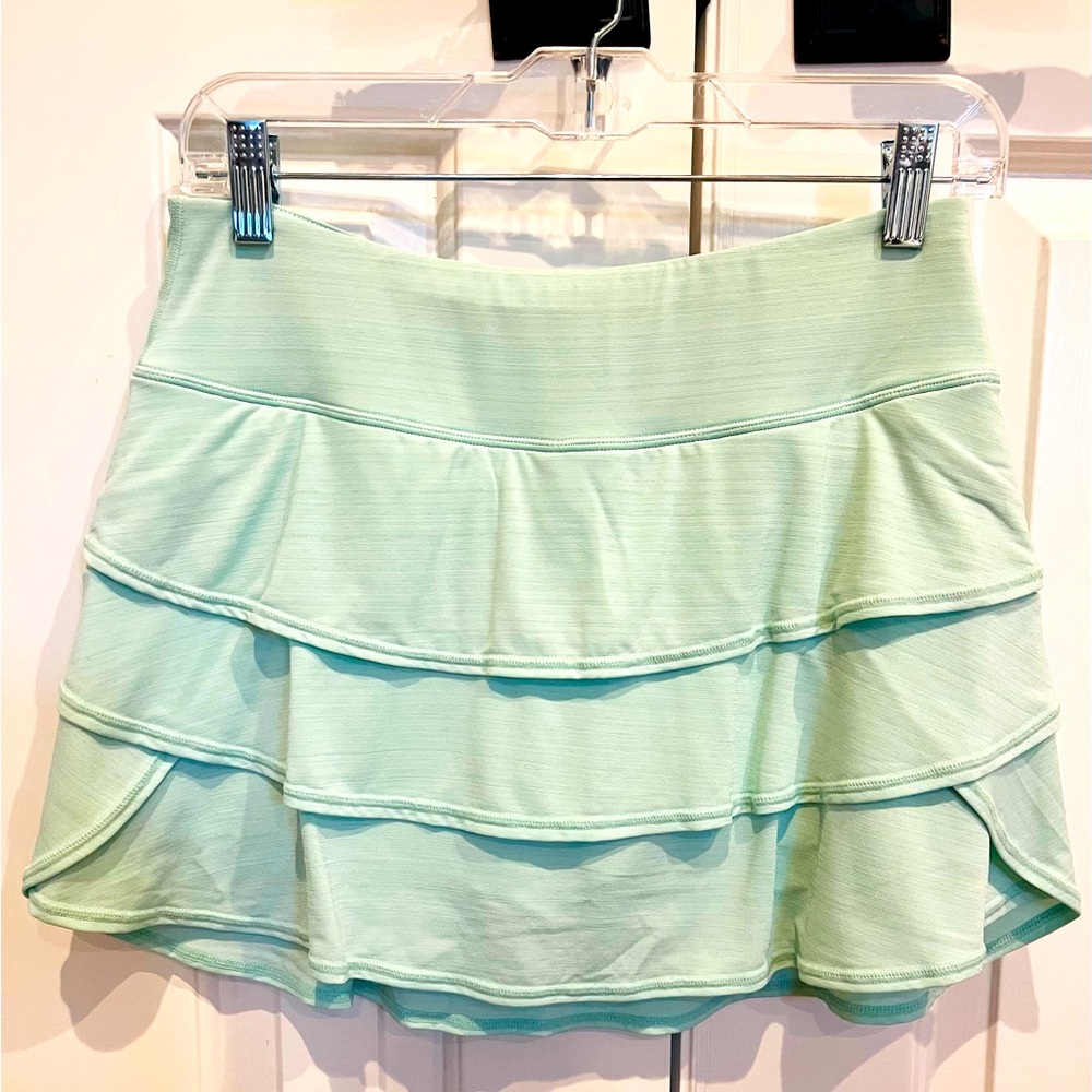 Ideology tennis/golf skirt. Size XS. Seafoam with layered ruffles